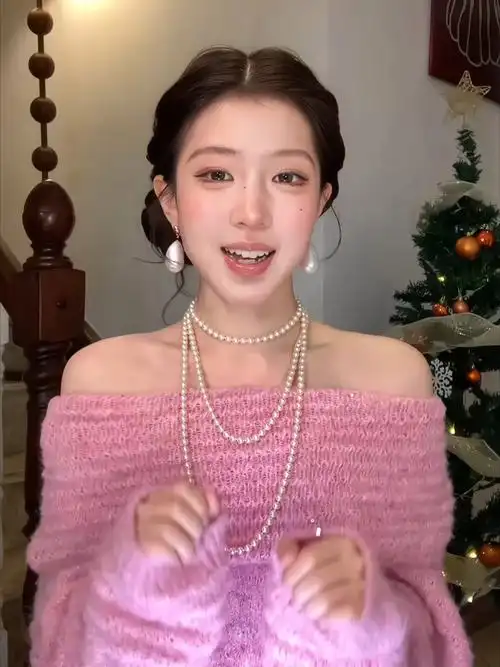 糖心vlog近期更新动态封面：整理书桌和新一季内容